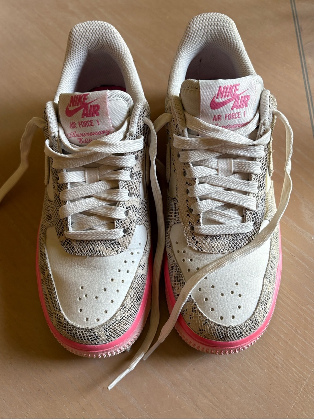 Nike Air Force 1 Anniversary Edition Women’s Low-Top Sneakers in White and Pink
